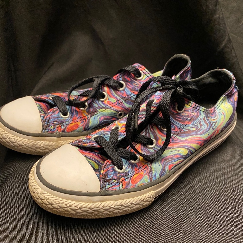 Converse-Low, Satin like Marble finish-Size:‎ 2